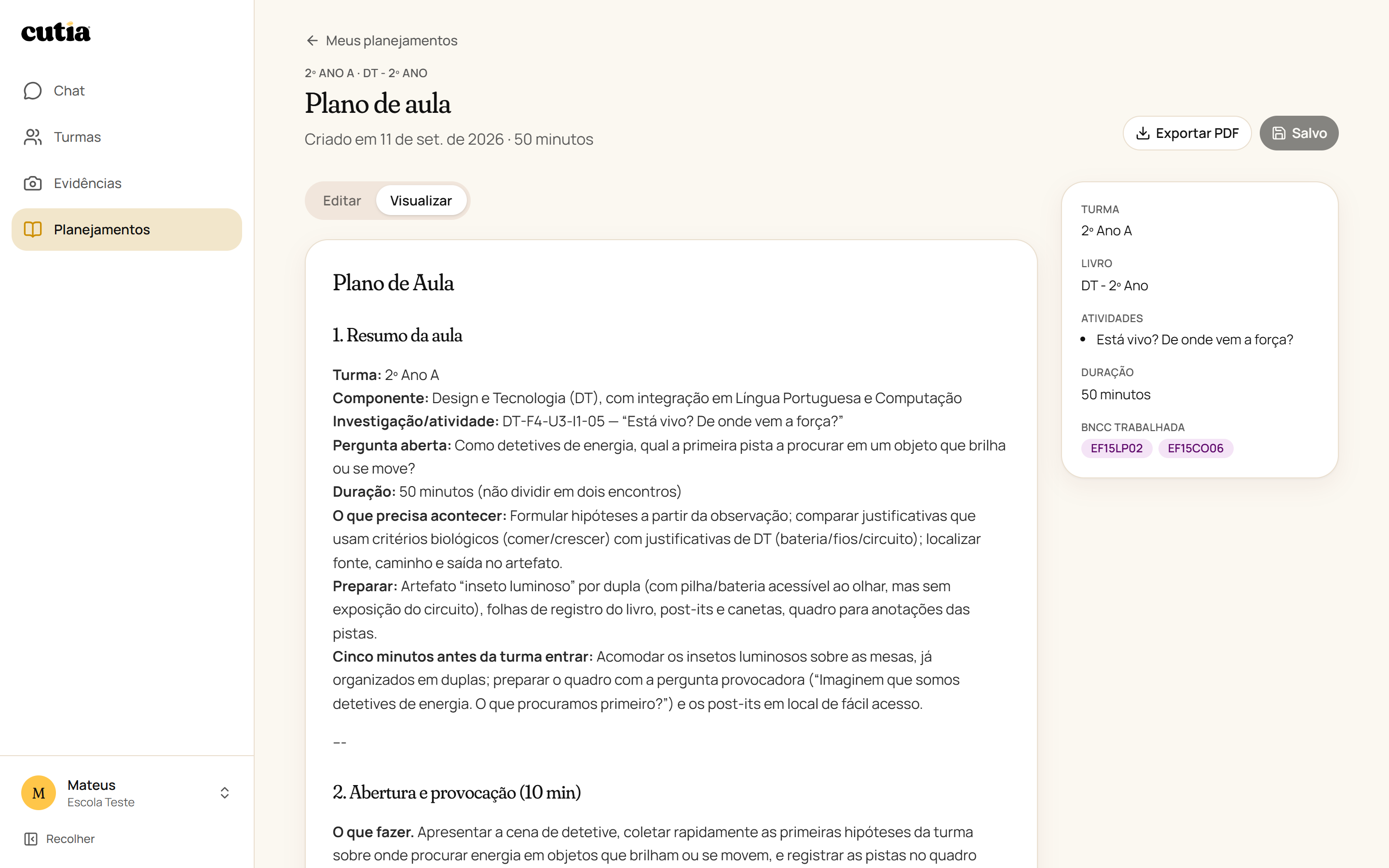 Plataforma Cutia com um plano de aula gerado para a professora, com resumo, pergunta aberta e encaminhamentos da atividade.